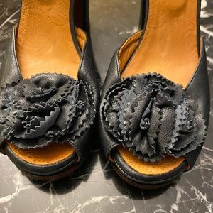 Women vintage blue shoes